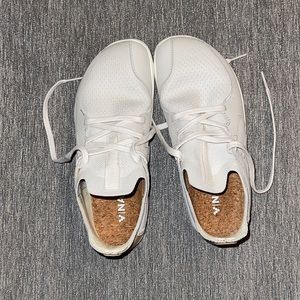 Vivi Barefoot PRIMUS ASANA WOMENS Size 36 or 6 in US - cork insoles included